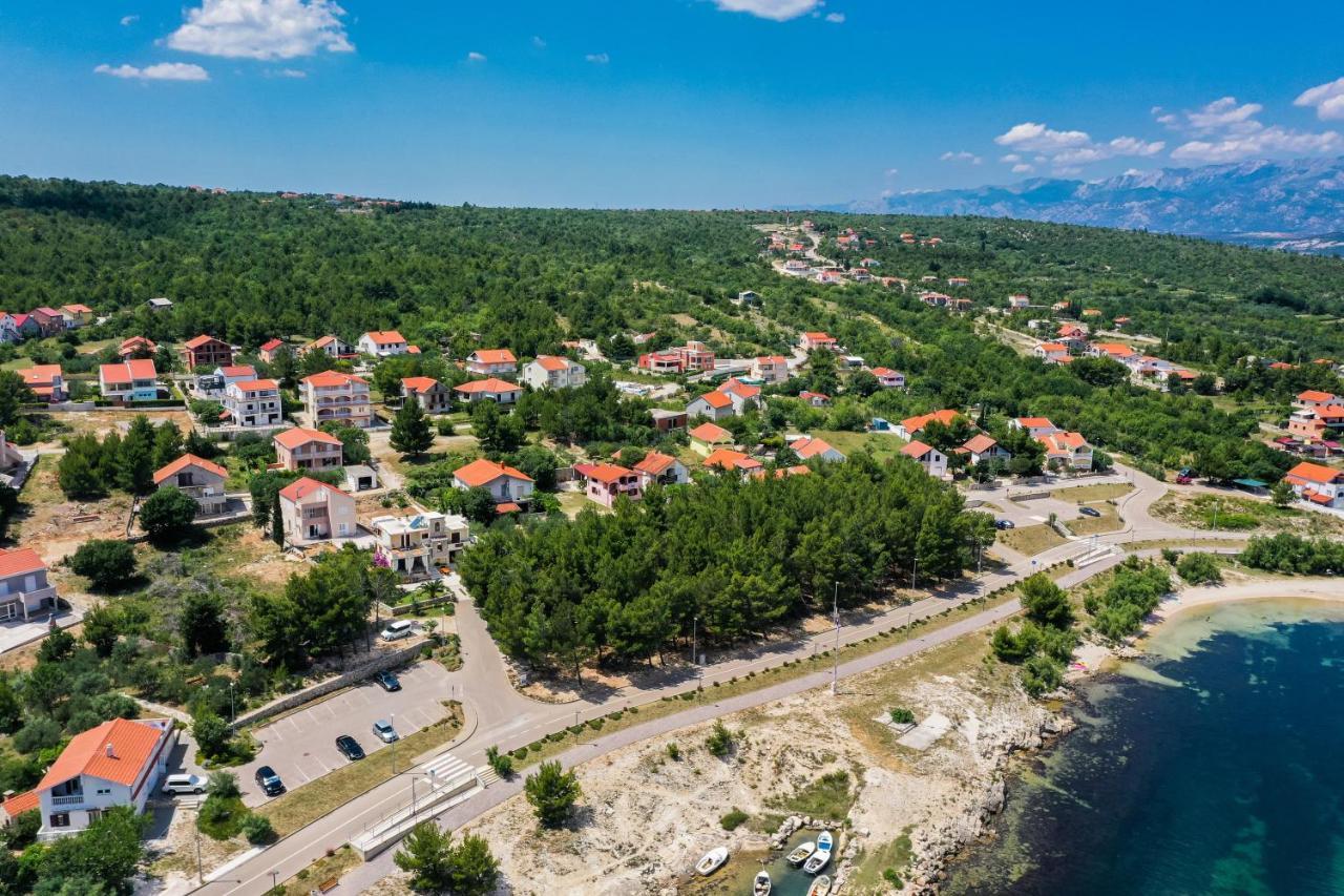 Apartmani Lelu Pridraga Buitenkant foto