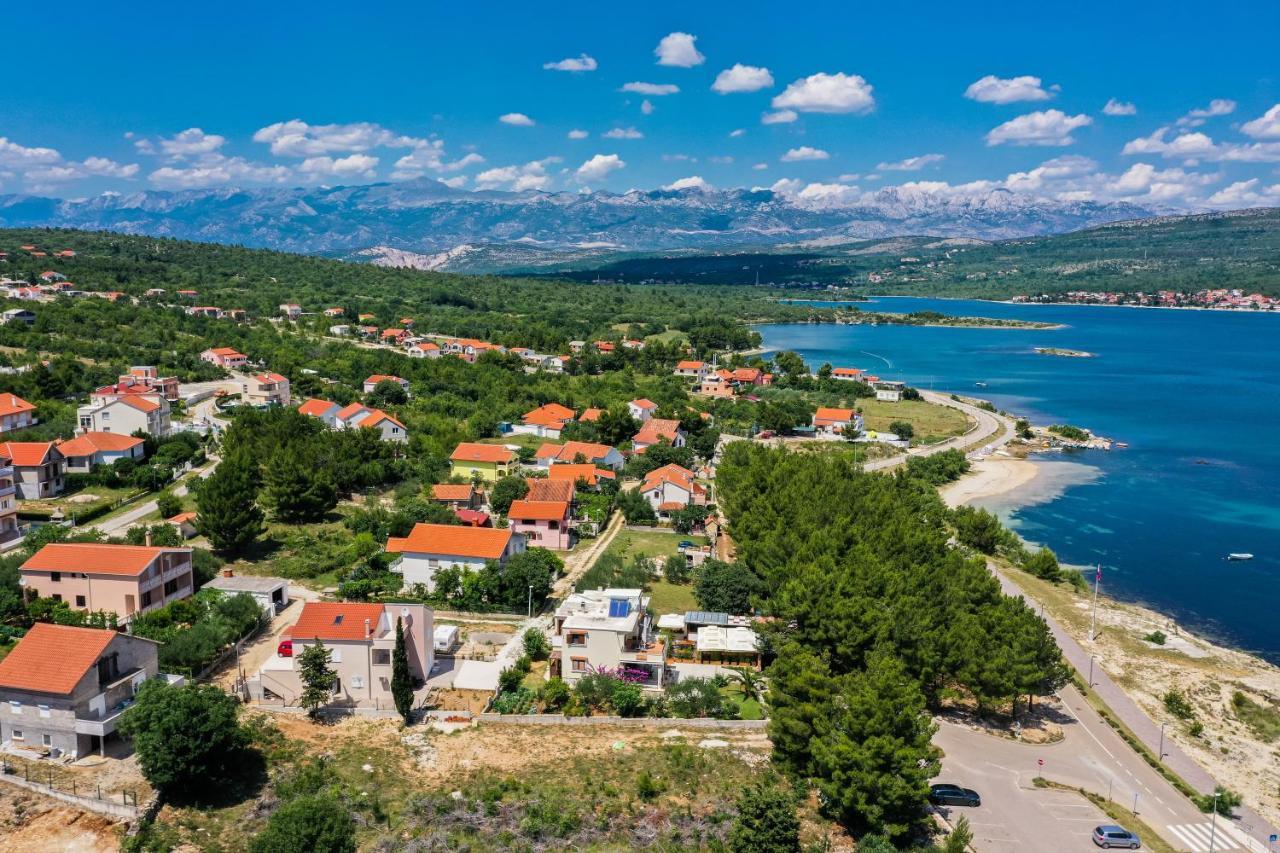 Apartmani Lelu Pridraga Buitenkant foto