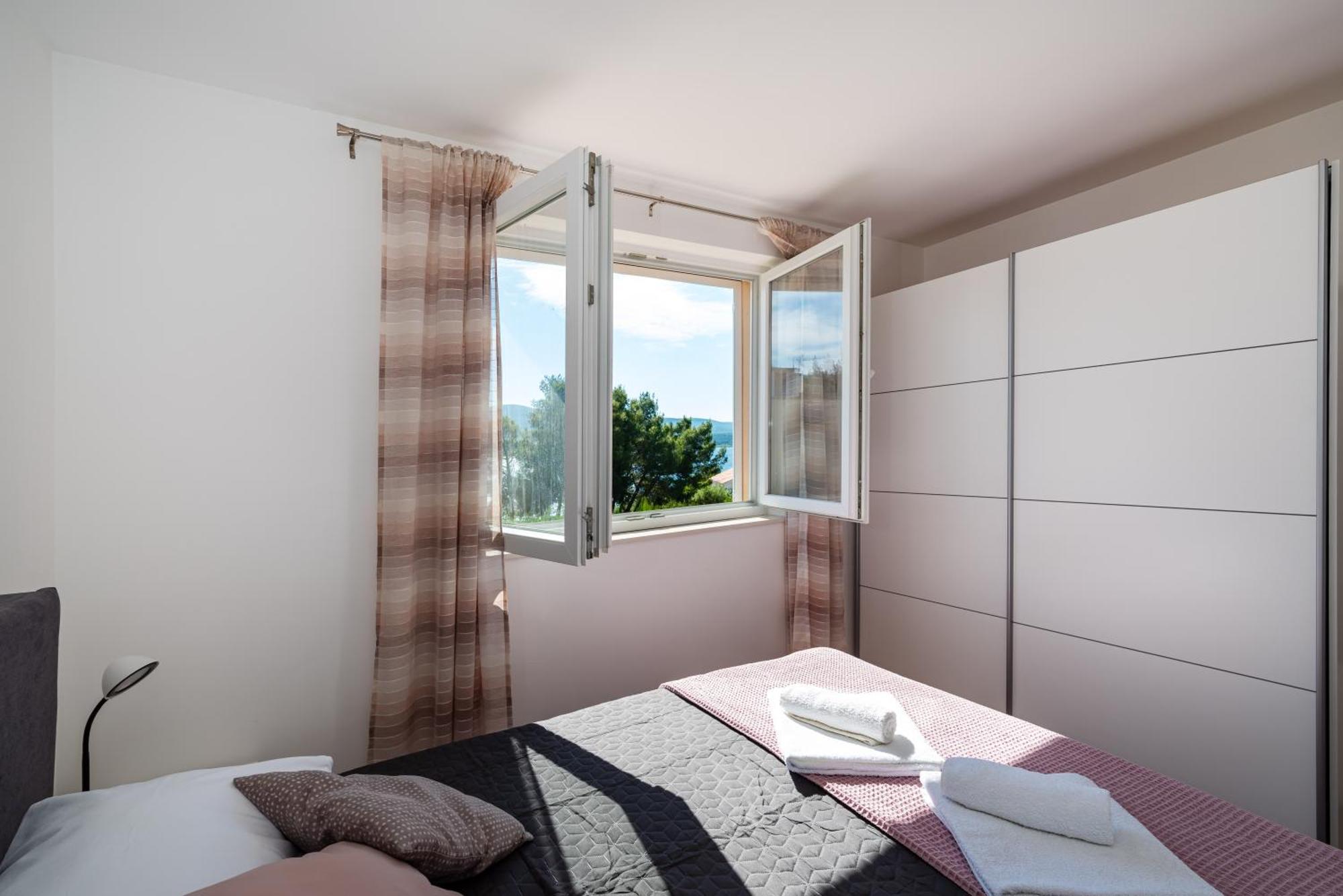 Apartmani Lelu Pridraga Buitenkant foto