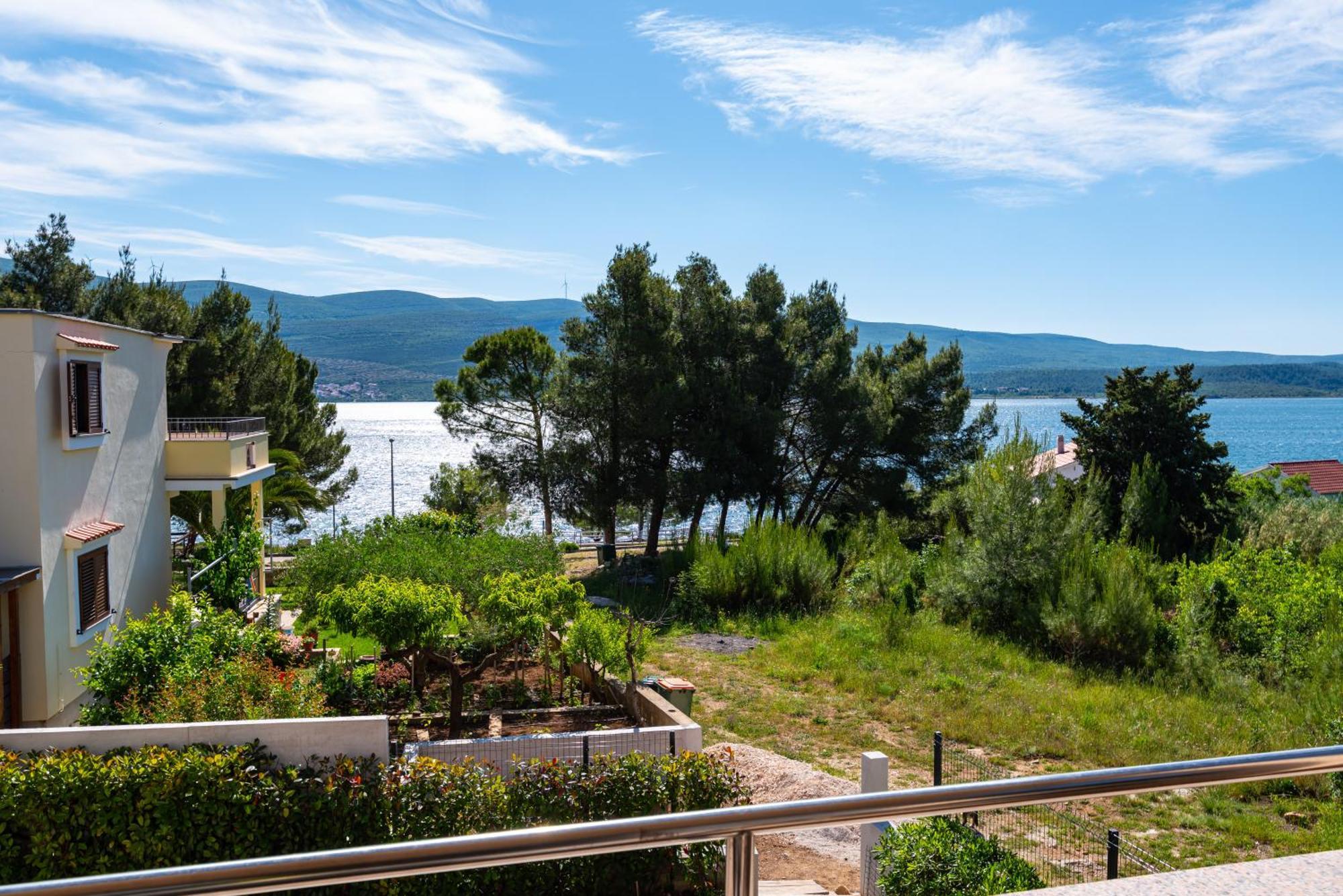 Apartmani Lelu Pridraga Buitenkant foto